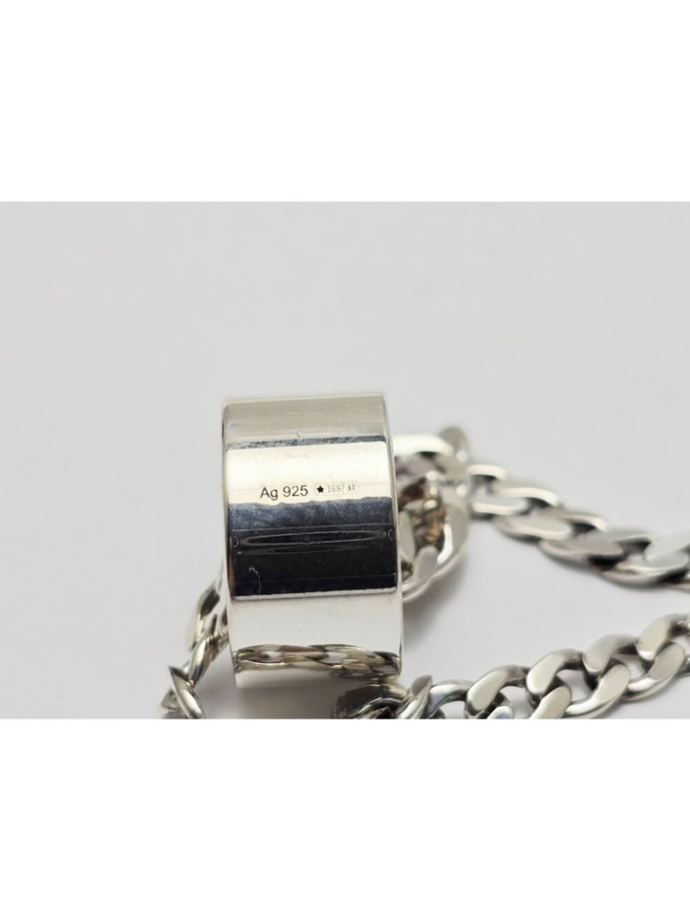 Gucci G Cut Out Round Circle Sterling Silver Charm Pendant Curb Chain Necklace - Picture 14 of 16